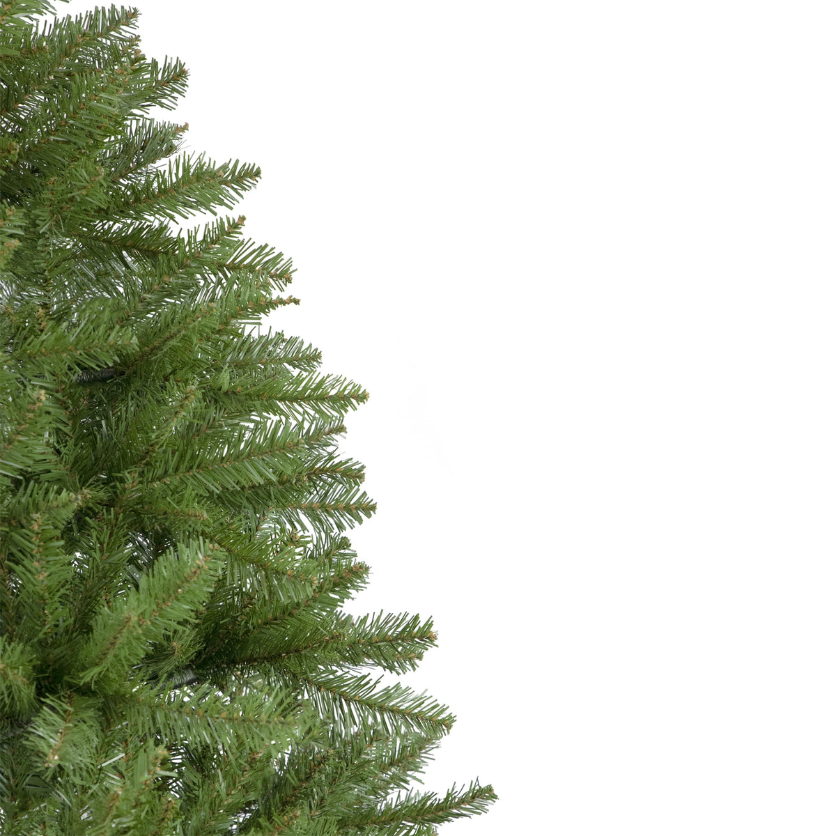 Northlight Full Rockwood Pine Artificial Christmas Tree 6.5' - Unlit