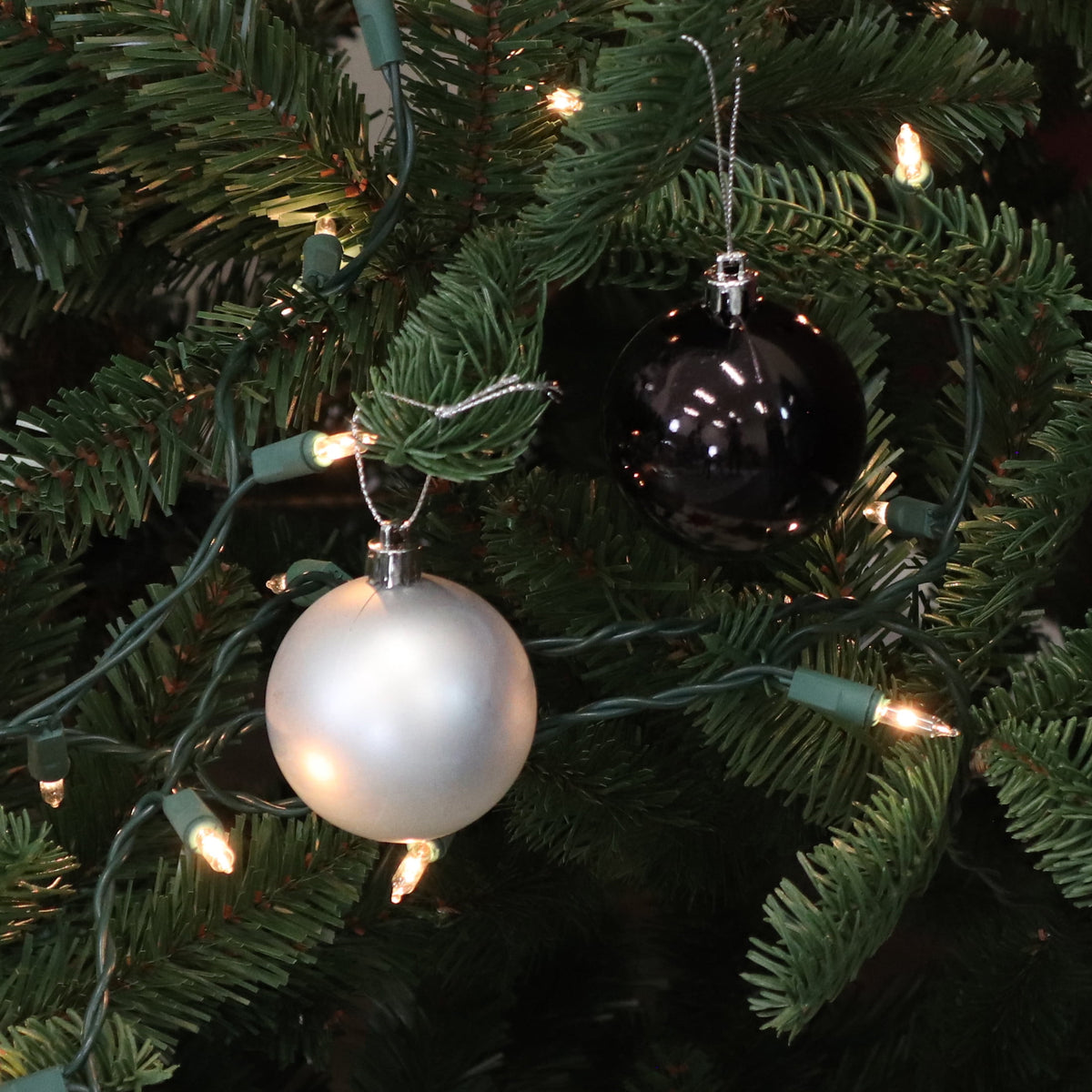 Sunnydaze Modern Holiday Black/Silver Plastic Christmas Ornament Balls, 300 Count